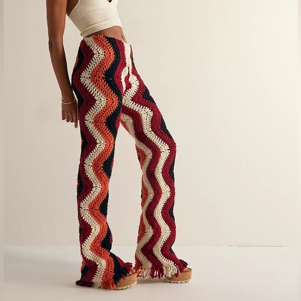Zag Crochet Blanket Pants NWT